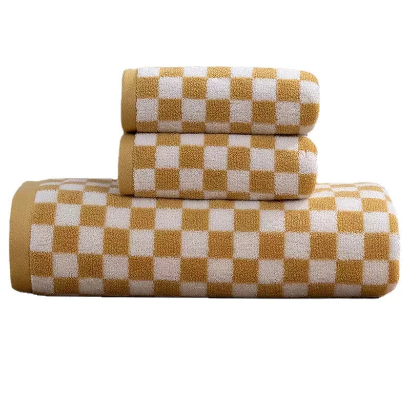 Vintage Checkerboard Bath Towel, Absorbent, Comfortable